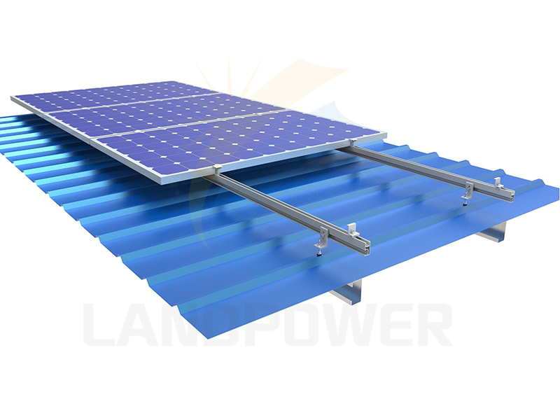 금속 지붕 시트에 태양광 패널을 설치하는 방법